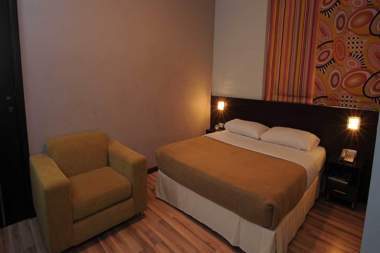 Suite Hotel Chrome - ベイルート エクステリア 写真