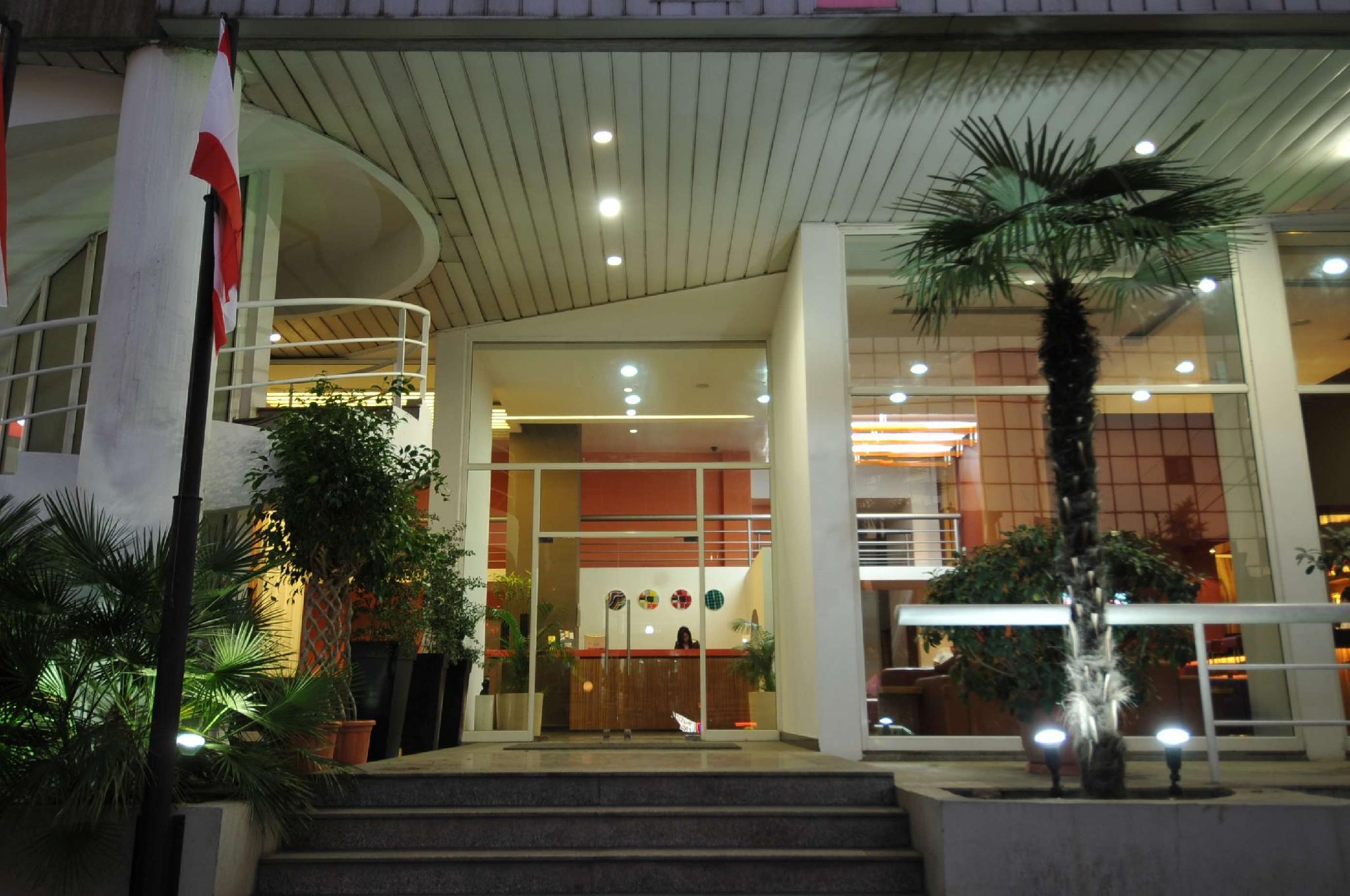 Suite Hotel Chrome - ベイルート エクステリア 写真